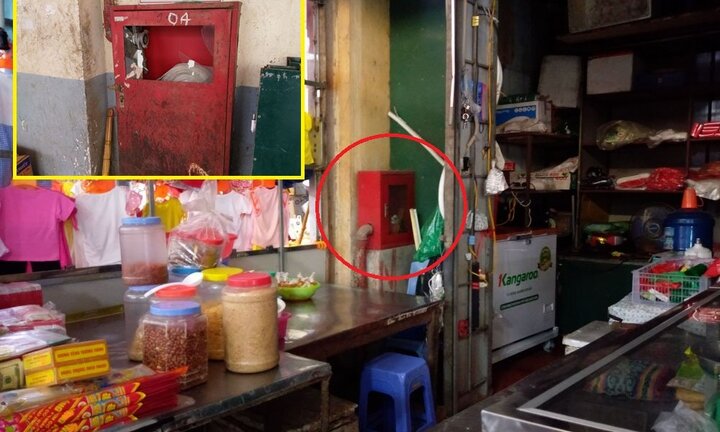 Sau thảm hoạ cháy chợ Quang, tiểu thương Hà Nội vẫn thờ ơ thách thức 'bà hỏa'