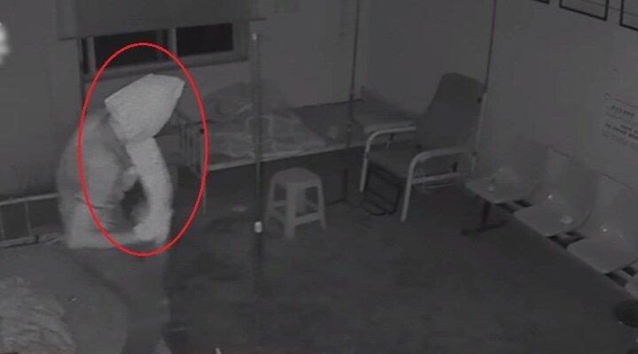 Clip: Trộm quấn giấy vệ sinh kín đầu để 'trốn' camera an ninh