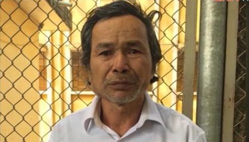 Dùng vồ đánh chết em trai và hàng xóm chỉ vì 2 con gà thiếu cân