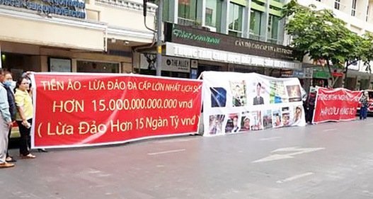 Vì sao được cảnh báo, hàng ngàn người vẫn mắc bẫy lừa lợi nhuận 'khủng' tiền ảo?