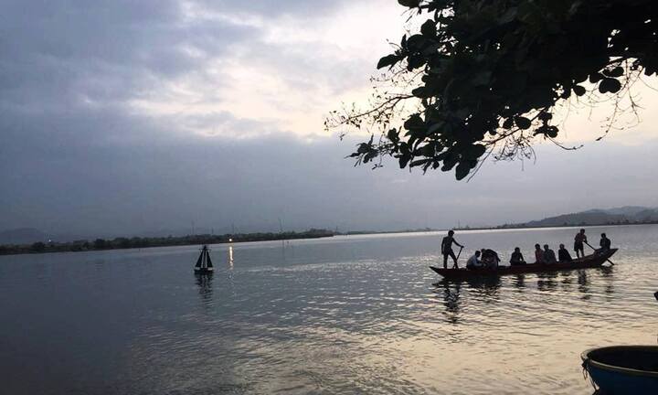 Rủ nhau tắm sông sau trận bóng, nam sinh lớp 8 chết đuối