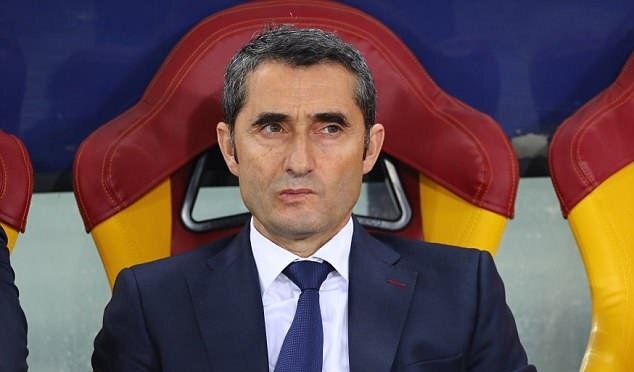 Barca thua sốc ở Cúp C1: HLV đau đớn, Chủ tịch CLB xin lỗi cổ động viên