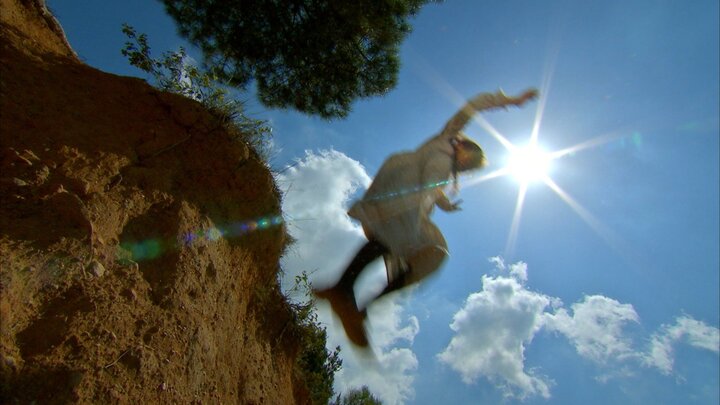 Cô dâu bé bỏng tập 2, 3: Sau khi bị chồng cưỡng hiếp, Zhera nhảy sông tự tử