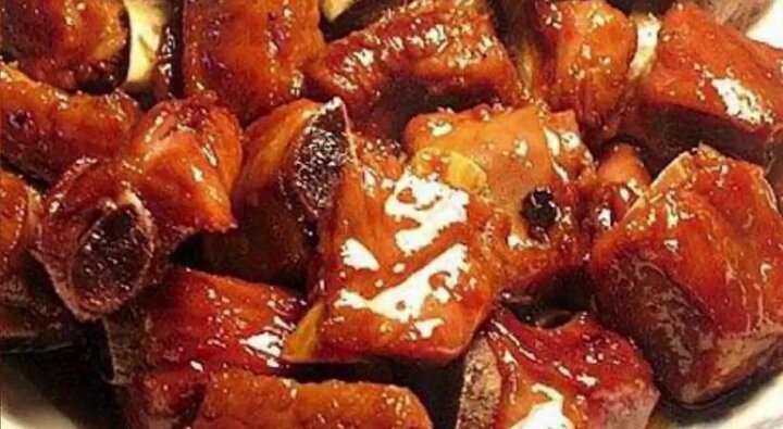 Cách làm sườn non kho nước cốt dừa thơm lừng, hấp dẫn