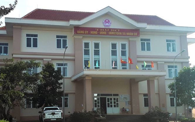 Bắt khẩn cấp Trưởng công an xã nhận tiền chạy án