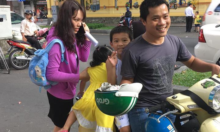 Cô giáo đánh trẻ mầm non, hỏi các bé 'thú hay người' là giáo viên dạy giỏi cấp quận