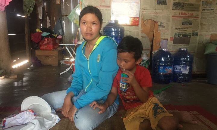 Thầy giáo đánh học sinh lớp 1 chảy máu mũi phải nhập viện ở Đắk Lắk