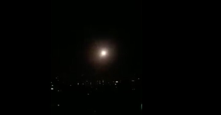 Syria tung video tuyên bố bắn hạ 13 tên lửa Mỹ