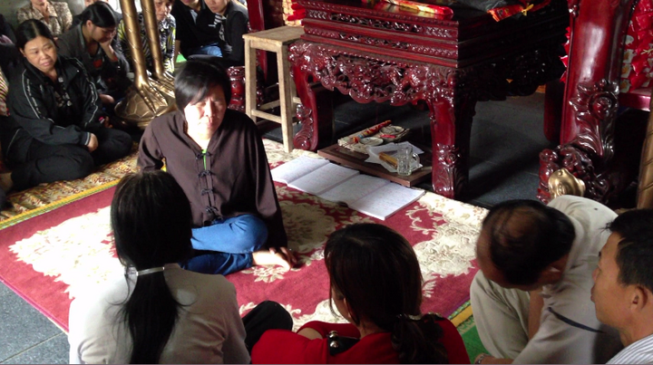 Nhảm nhí ‘vong’ tử tù 'nhập' vào cô đồng kêu oan tố công an bán nội tạng