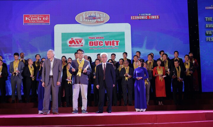 Thực phẩm Đức Việt nhận Giải Rồng Vàng dành cho Doanh nghiệp FDI Việt Nam