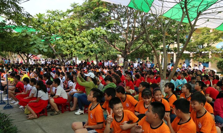 FrieslandCampina Việt Nam đồng hành cùng ngày hội học sinh tiểu học Đà Nẵng