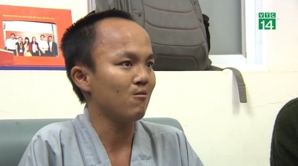 Chàng trai khuyết tật đi bộ từ Sài Gòn ra Hà Nội để đăng ký hiến tạng