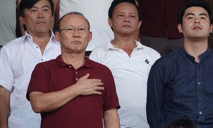 Bỏ V-League, HLV Park Hang Seo về Hàn Quốc xem giò U19 Việt Nam