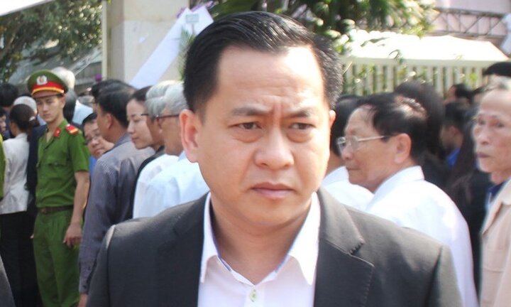 Khởi tố Vũ 'nhôm' thêm tội trong vụ án tại Ngân hàng Đông Á