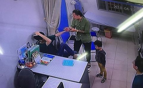Bác sĩ BV Xanh Pôn bị hành hung đã nói gì với người nhà bệnh nhi?