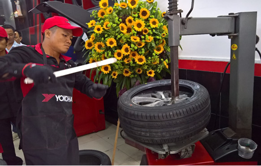 Thay lốp Yokohama nhận ngay mã nạp tiền điện thoại trong dịp lễ lớn