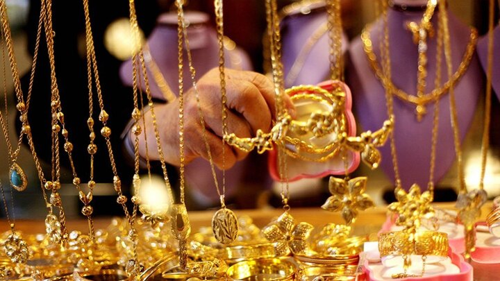 Giá vàng hôm nay 20/4: Tăng mạnh vào đầu phiên