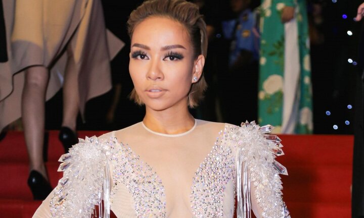 Bị chê cố tình ăn mặc lạc quẻ để 'chặt chém' nghệ sĩ, Thảo Trang lên tiếng