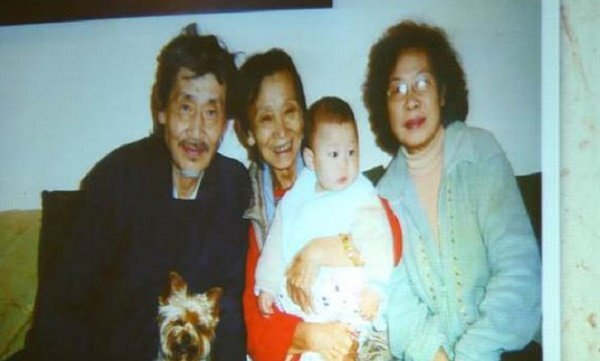 Nữ đạo diễn 'Bao Thanh Thiên' sống cảnh chồng chung qua đời