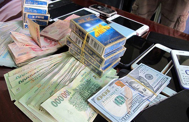 Tụ tập đánh bạc tại nhà riêng, Phó Chủ tịch xã ở Đắk Nông bị bắt