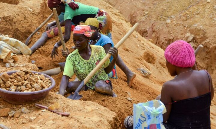 Cameroon hứng bi kịch từ cơn sốt đào vàng của chủ đầu tư Trung Quốc