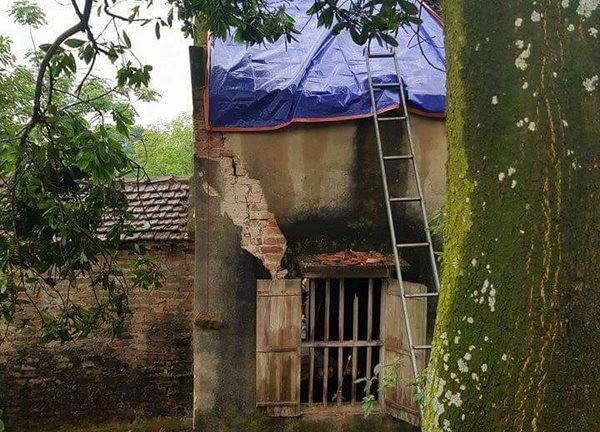 Sản phụ ở trong nhà bị sét đánh chết thương tâm