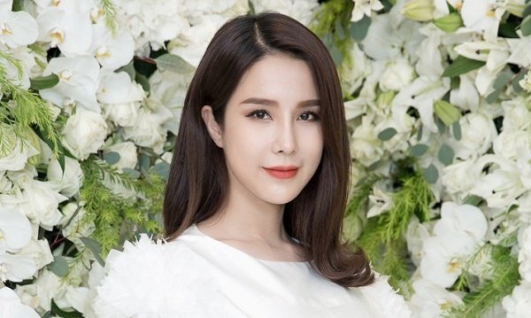 Bị đồn mang thai trước khi cưới, Diệp Lâm Anh nói gì?