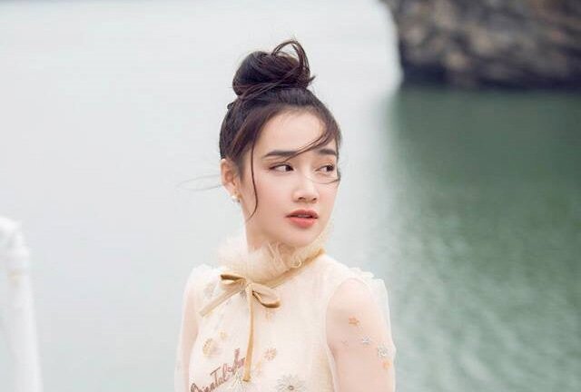 Nhã Phương nghẹn lời, thừa nhận khổ tâm khi nhắc đến tình cảm sóng gió