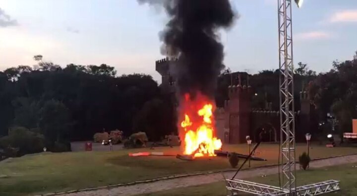 Video: Trực thăng chở cô dâu rơi rồi bốc cháy ngay trước mắt quan khách