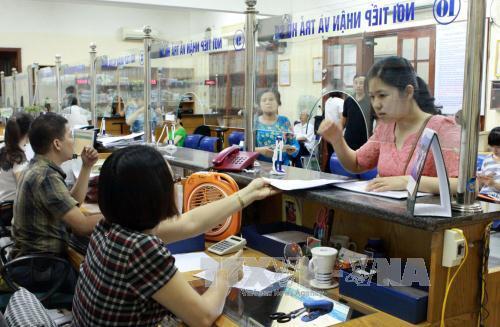 Lương thấp, áp lực cao, hàng loạt nhân viên Bảo hiểm xã hội TP.HCM xin nghỉ việc