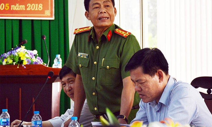 Đại uý CSGT dùng gót giày đạp dân: Xử lý hàng loạt cán bộ liên quan