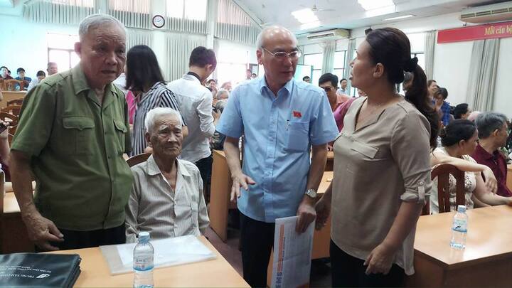 Dân Thủ Thiêm đề nghị cho xem bản đồ quy hoạch 1/5.000 có dấu mộc đỏ