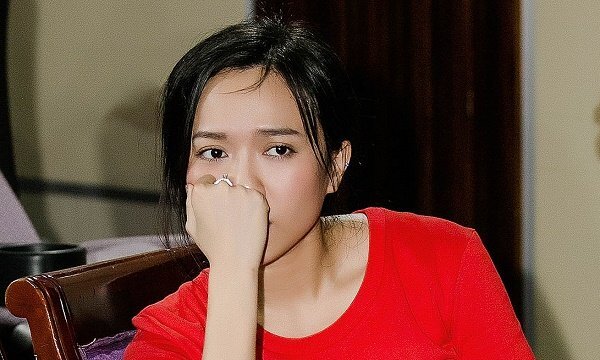 Diệu Nhi sút cân, ngủ gật vì tất bật tập luyện cho minishow