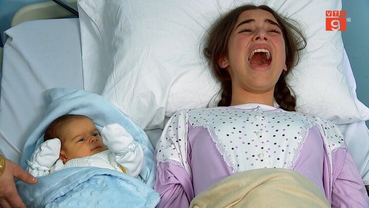 Cô dâu bé bỏng tập 70, 71: Zehra khóc thét khi nhìn thấy con trai