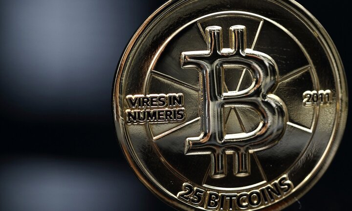 Giá Bitcoin hôm nay 17/5: Tụt sâu, nguy cơ mất mốc 8.000 USD