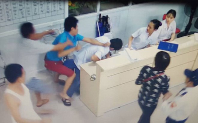 Clip nhạc chế 'Người nhà ơi' khiến hàng nghìn nhân viên y tế thổn thức