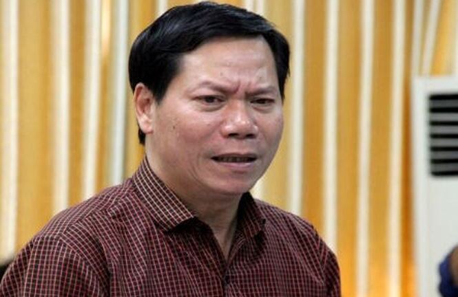 Cựu Giám đốc Bệnh viện Hòa Bình không còn ở Việt Nam