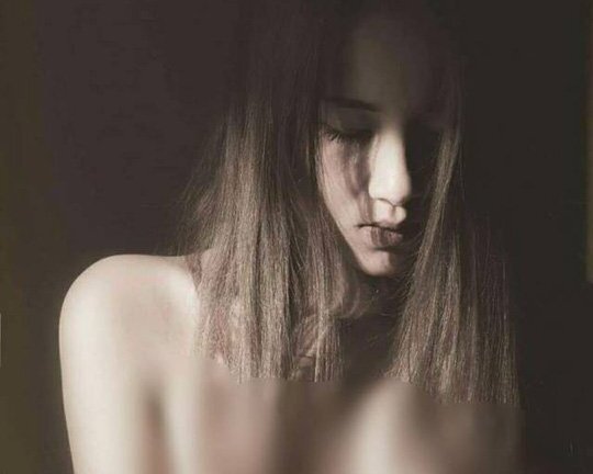 Người mẫu nude tố bị hiếp dâm: Công an nhận được kết quả giám định pháp y