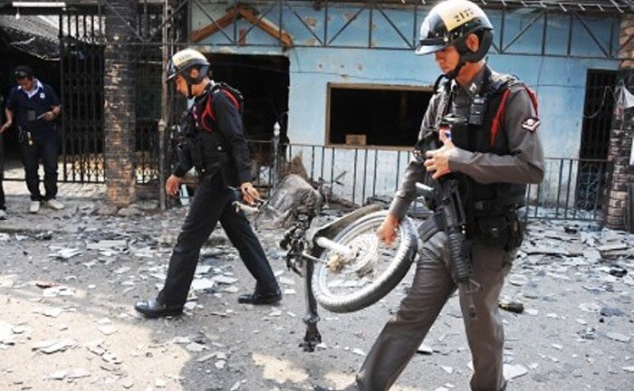 10 quả bom đồng loạt phát nổ, Miền Nam Thái Lan rung chuyển