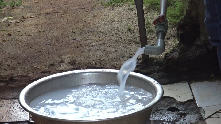 Nghi án một gia đình bị đổ thuốc trừ sâu xuống giếng để trả thù