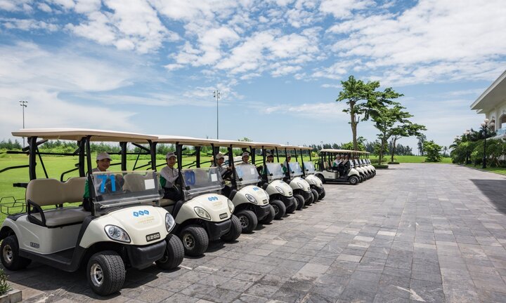 Golfer chờ trúng HIO tại Artex Golf Tournament 2018