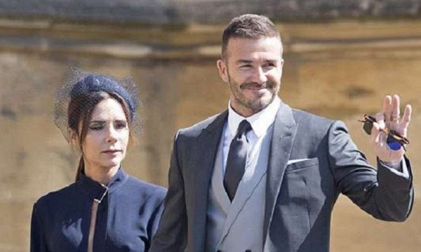 Victoria cau có suốt hôn lễ Hoàng tử Harry vì Beckham tiệc tùng chè chén với người đẹp khác?