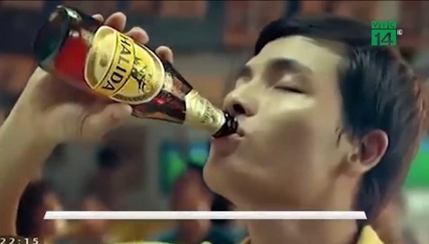 Đề xuất cấm quảng cáo bia trên TV, biển hiệu ngoài trời