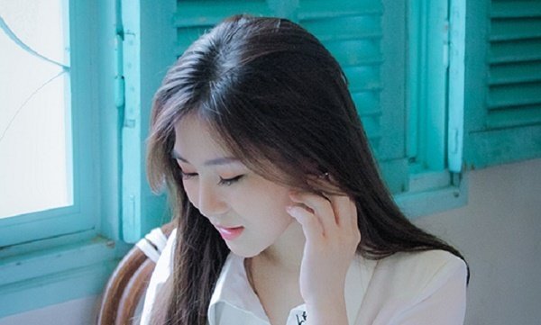 Hương Tràm: Bị tấn công tình dục khi đi lưu diễn nước ngoài năm 17 tuổi