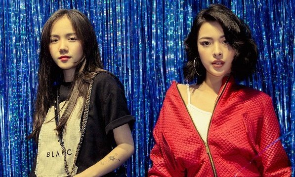 Phương Ly – Tú Hảo ‘không hẹn mà gặp’ cùng diện trang phục cực cá tính