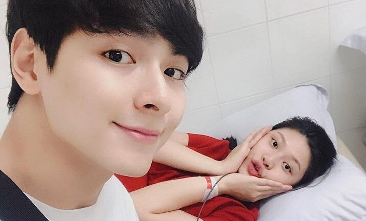 Chúng Huyền Thanh và Jay Quân đón con trai đầu lòng