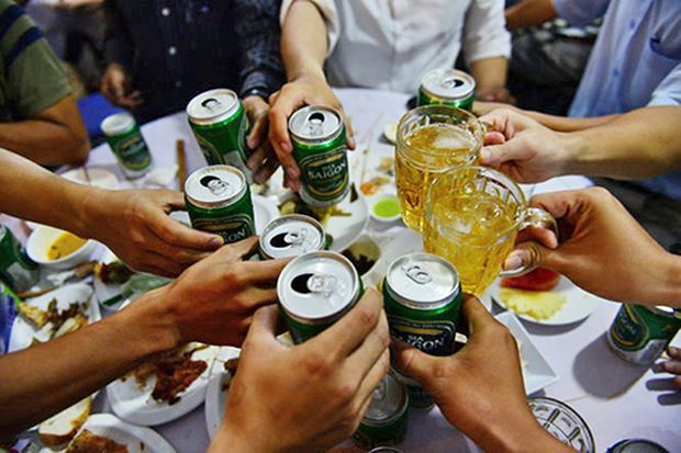 Đề xuất đóng thuế lập quỹ nâng cao sức khỏe, Bộ Y tế vấp phản đối gay gắt