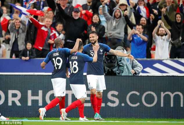 Giroud sánh ngang Zidane, Pháp thắng trận khởi động World Cup 2018