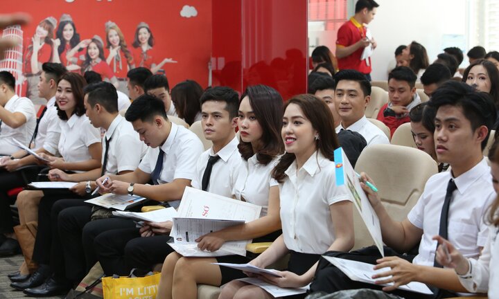 Vietjet tổ chức hai đợt tuyển tiếp viên lớn tại Hà Nội và TPHCM trong tháng 6