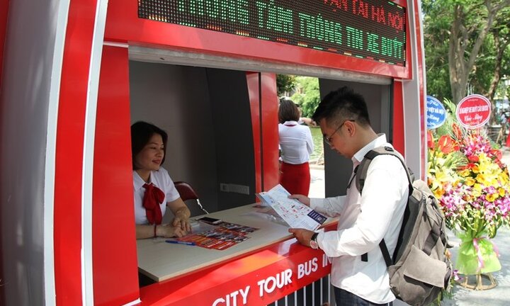 Đây là lý do khiến xe buýt mui trần tại Hà Nội ế ẩm